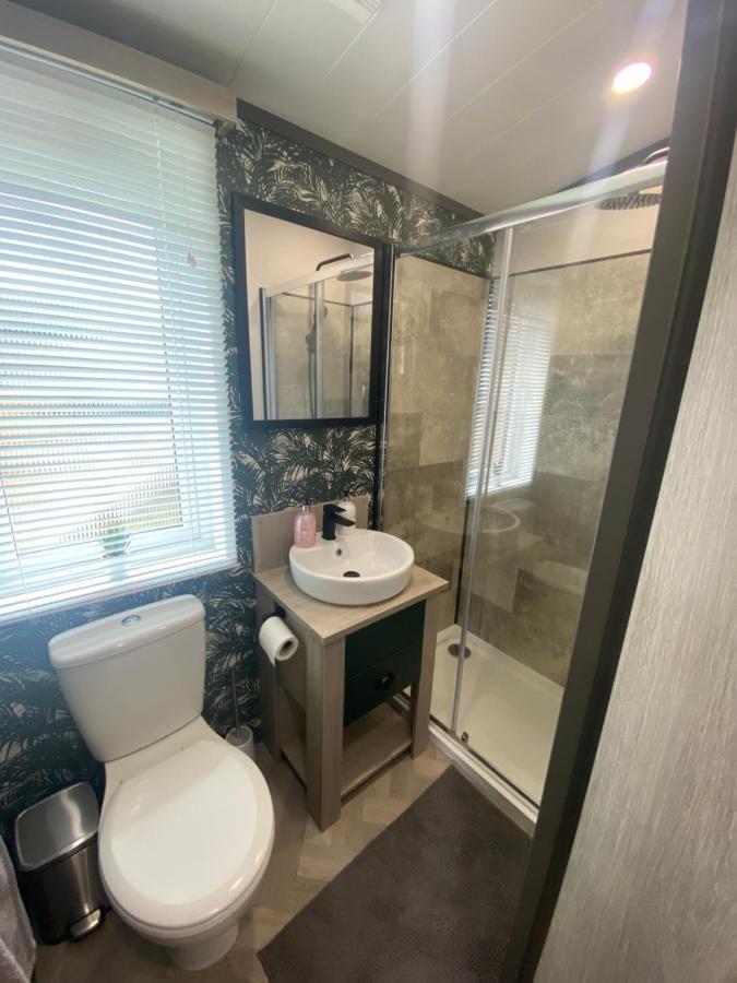 Teviotdale Lodge At Lilliardsedge Holiday Park 제드버러 외부 사진