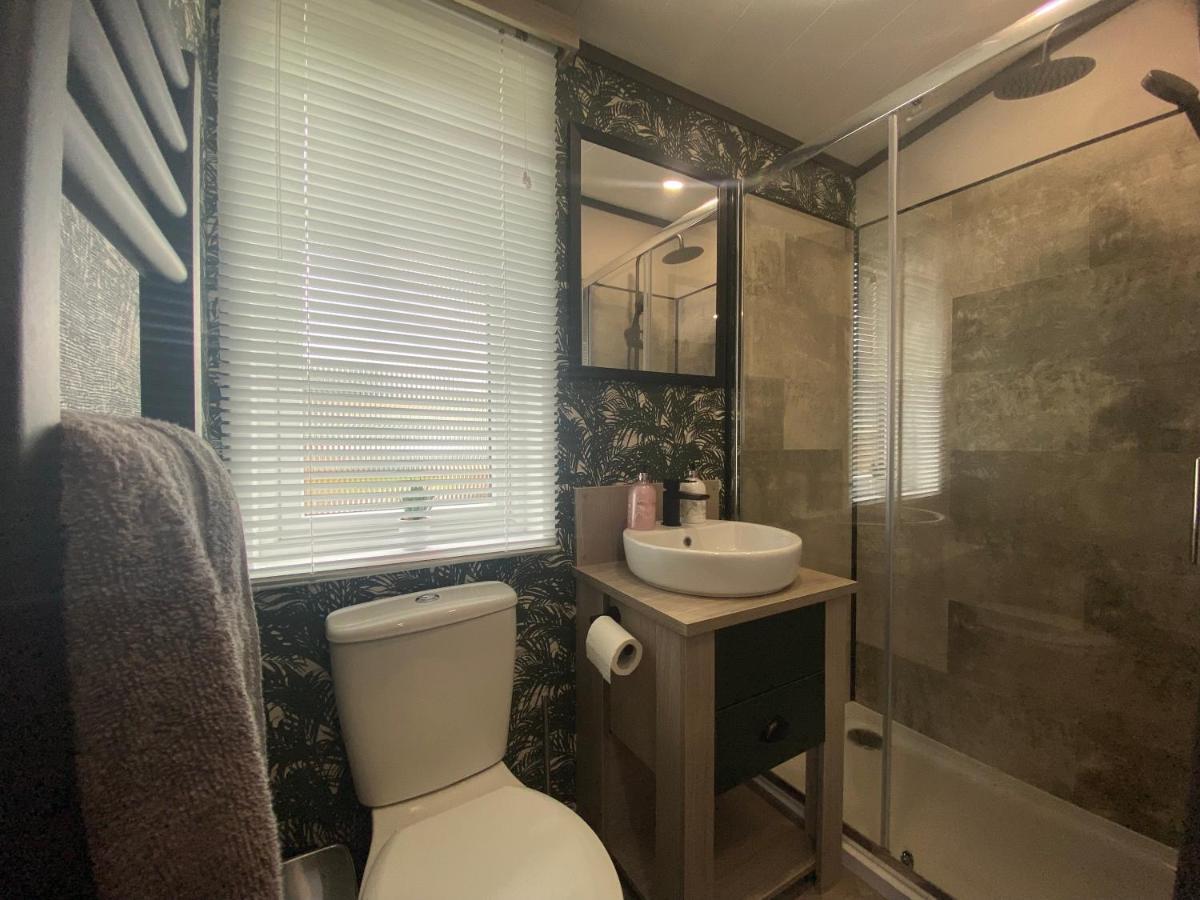 Teviotdale Lodge At Lilliardsedge Holiday Park 제드버러 외부 사진